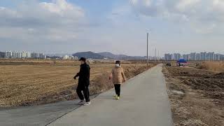 자유비행하는 아이들~~♡